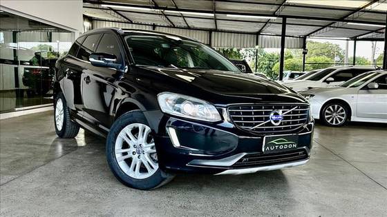 VOLVO XC60 2.0 T5 MOMENTUM GASOLINA 4P AUTOMÁTICO